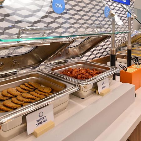 Holiday Inn Express & Suites Bryan - College Station By Ihg Ngoại thất bức ảnh