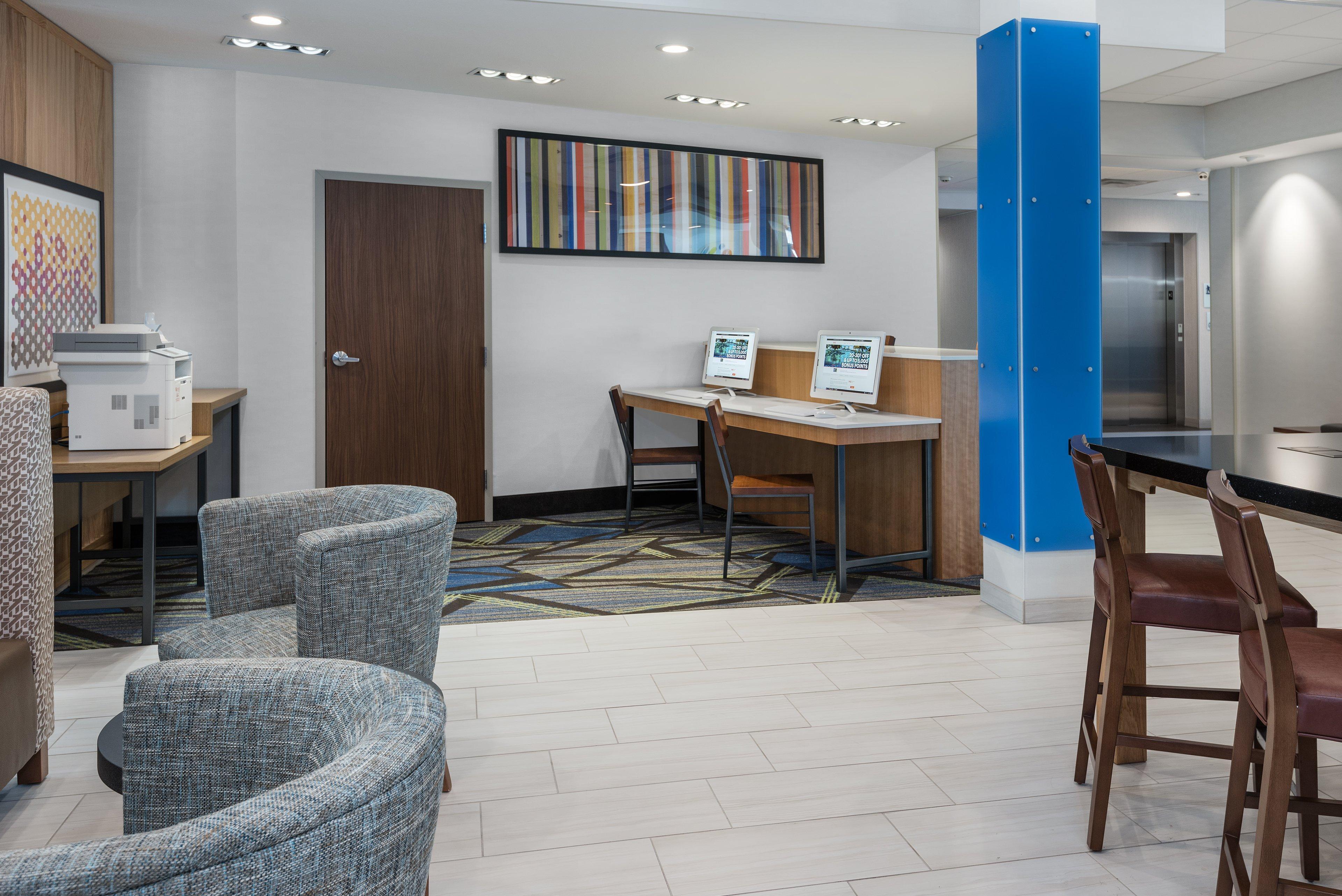 Holiday Inn Express & Suites Bryan - College Station By Ihg Ngoại thất bức ảnh