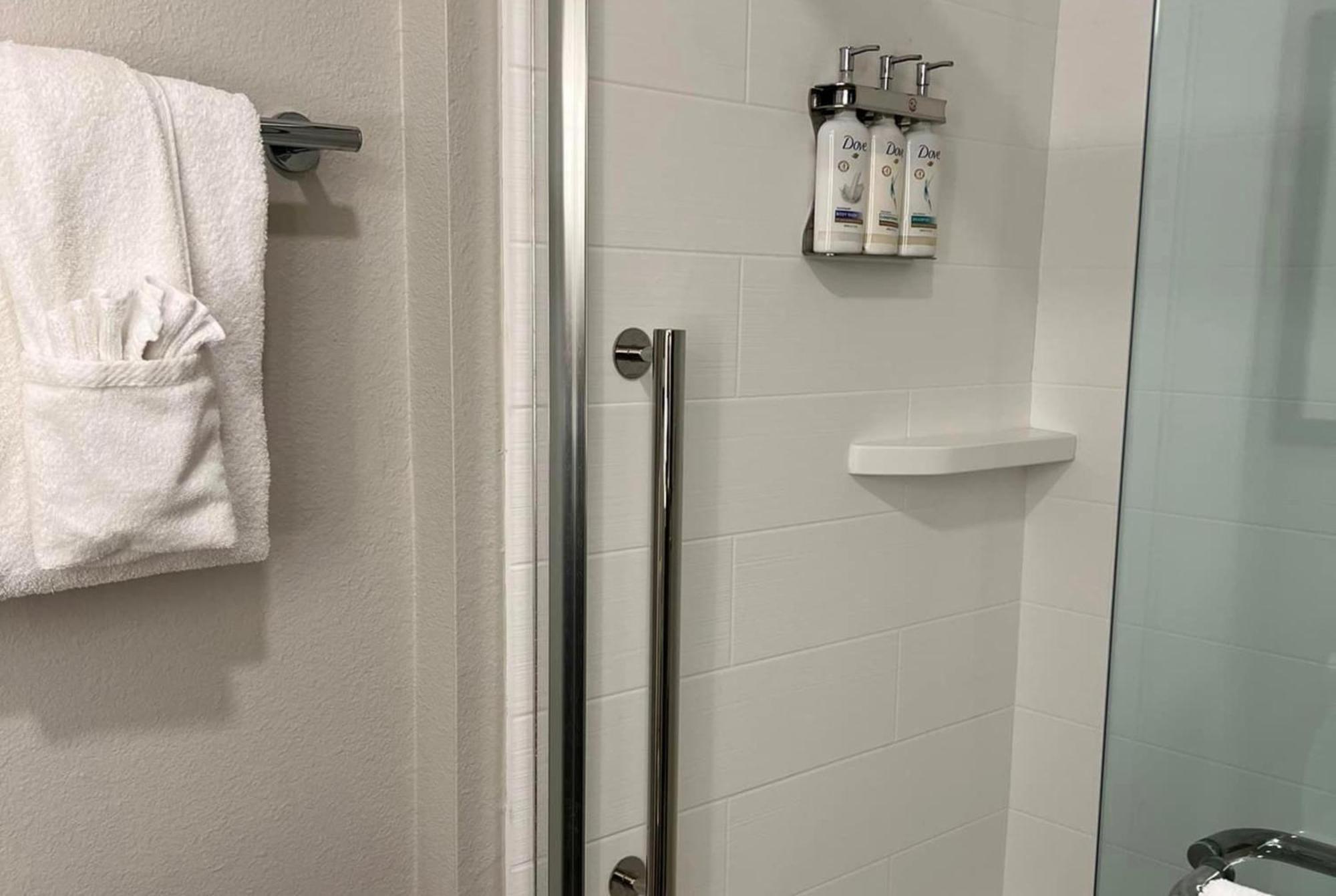 Holiday Inn Express & Suites Bryan - College Station By Ihg Ngoại thất bức ảnh