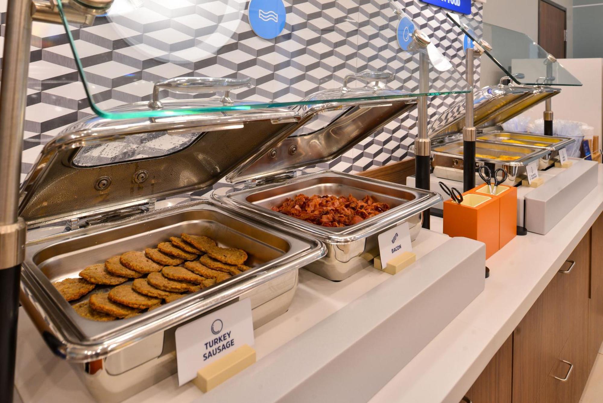 Holiday Inn Express & Suites Bryan - College Station By Ihg Ngoại thất bức ảnh