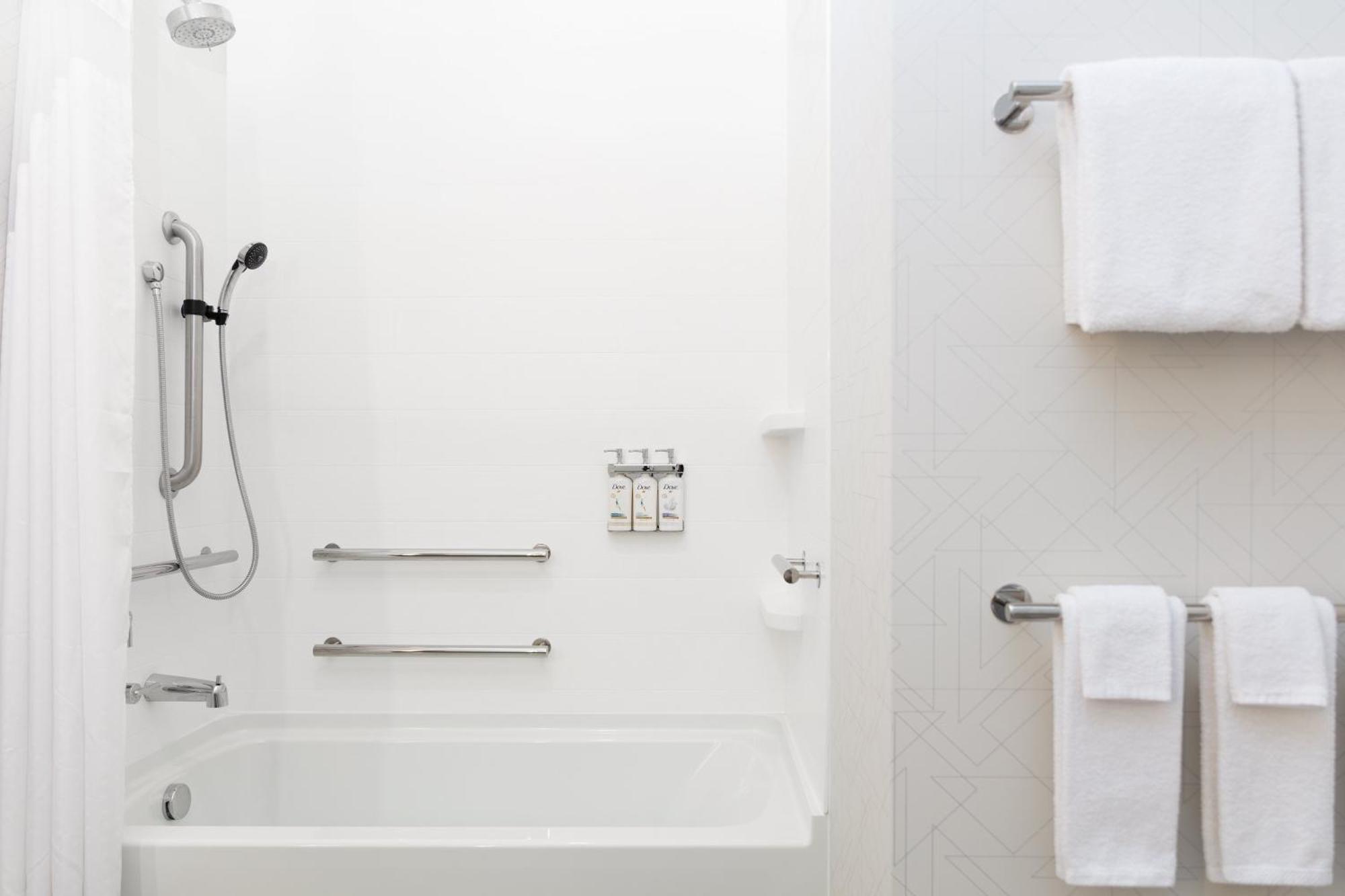 Holiday Inn Express & Suites Bryan - College Station By Ihg Ngoại thất bức ảnh